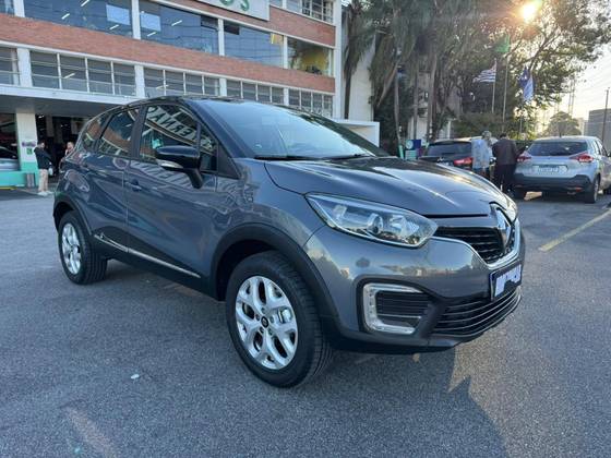 RENAULT CAPTUR 1.6 16V SCE FLEX ZEN X-TRONIC RENAULT CAPTUR 1.6 16V SCE FLEX ZEN X-TRONIC
